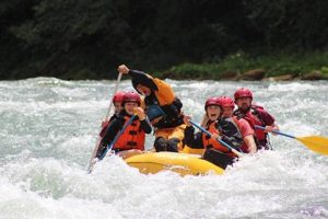 Thrilling White Water Rafting Near Portland | Trips &amp; Tours | Your Ultimate Guide to Rafting Adventures, Gear & River Trips
