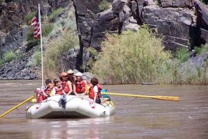Your Guide: Rafting Grand Junction, CO Adventures Await! | Your Ultimate Guide to Rafting Adventures, Gear & River Trips