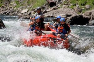Experience Thrilling Water Rafting in South Lake Tahoe! | Your Ultimate Guide to Rafting Adventures, Gear & River Trips