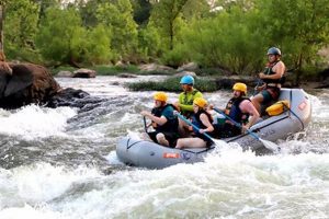 Experience Richmond Whitewater Rafting: Urban Adventure Awaits! | Your Ultimate Guide to Rafting Adventures, Gear & River Trips