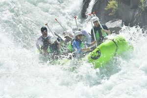 Guide to American River Middle Fork Rafting Trips | Your Ultimate Guide to Rafting Adventures, Gear & River Trips