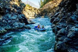Plan Your Rogue River Rafting Adventure Today! | Your Ultimate Guide to Rafting Adventures, Gear & River Trips