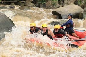 Experience Thrilling Chiang Mai Rafting Adventures! | Your Ultimate Guide to Rafting Adventures, Gear & River Trips
