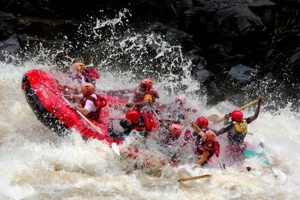 White Water Rafting Zambezi: Thrills & Adventure! | Your Ultimate Guide to Rafting Adventures, Gear & River Trips