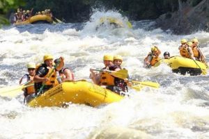 Best White Water Rafting Near Branson MO: Thrills Await! | Your Ultimate Guide to Rafting Adventures, Gear & River Trips