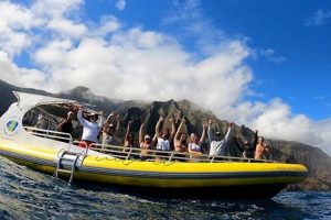 Book the Best Napali Coast Raft Tour Today! | Your Ultimate Guide to Rafting Adventures, Gear & River Trips