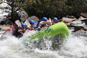 Near Nashville: Whitewater Rafting Adventures & Thrills! | Your Ultimate Guide to Rafting Adventures, Gear & River Trips