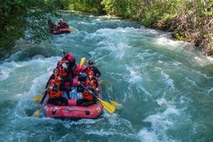 Discover River Rafting Whistler | Tours & Adventures | Your Ultimate Guide to Rafting Adventures, Gear & River Trips