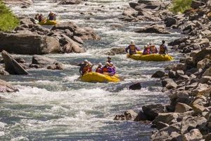 Montana White Water Rafting: Epic River Adventures! | Your Ultimate Guide to Rafting Adventures, Gear & River Trips