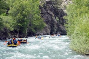 Experience Pyrenees White Water Rafting Adventures! | Your Ultimate Guide to Rafting Adventures, Gear & River Trips