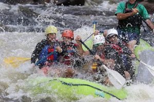 Discover Rafting the Hudson River Gorge: Adventure Awaits! | Your Ultimate Guide to Rafting Adventures, Gear & River Trips