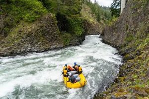 Guide to Hood River Rafting: Tours, Trips & More! | Your Ultimate Guide to Rafting Adventures, Gear & River Trips